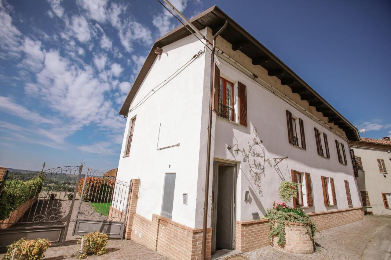 Apartament Il Pozzo Fiorito Cossombrato Zewnętrze zdjęcie