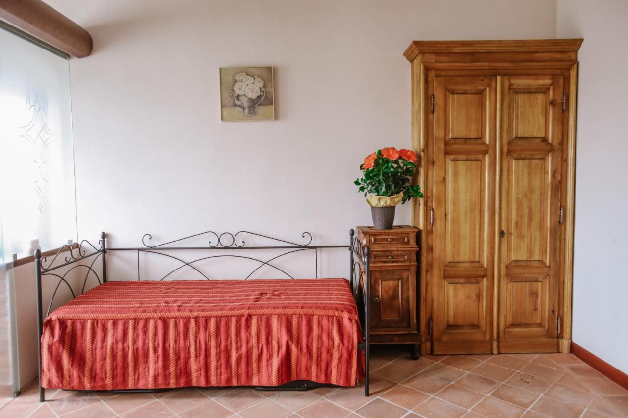 Apartament Il Pozzo Fiorito Cossombrato Zewnętrze zdjęcie
